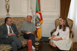 Chefe da Casa Civil, Alberto Oliveira, durante audiência com o vereador de Bento Gonçalves, Mario Gabardo. Autor: Ivan de Andrade