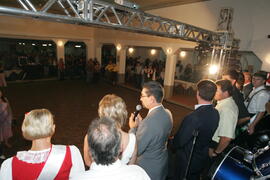 Governador em exercício, Antônio Hohlfeldt, participa do Baile da Saudade, evento integrante do Kerb in Ivoti. Autor: Ivan de Andrade