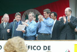 Imagem de Gabinete Germano Rigotto, dia 21/03/2003, horário 11:21-2. Autor: Nabor Goulart