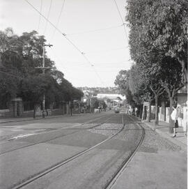 Avenida 24 de Outubro, no trecho próximo da Rua Coronel Bordini