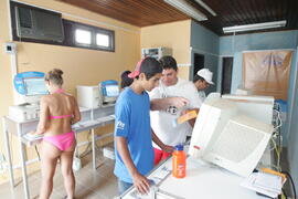 Programa Internet na Praia, desenvolvido pela Secretaria da Ciência e Tecnologia em parceria com a Procergs, oferece aos veranistas e moradores do Litoral Norte gaúcho acesso à internet. Autor: Itamar Aguiar