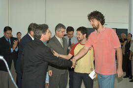 Governador Germano Rigotto em visita a complexo cinematográfico. Autor: Paulo Dias