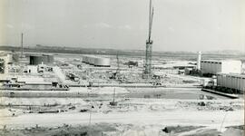 Vista panorâmica da obra da Refinaria de Duque de Caxias (REDUC) (julho de 1961) (3/5)