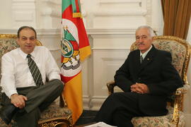 Chefe da Casa Civil, Alberto Oliveira, durante audiência com o presidente da Câmara de Vereadores de Imbé, José Barbosa. Autor: Itamar Aguiar