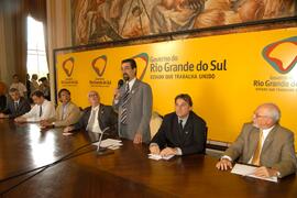Governador em exercício, Antônio Hohlfeldt, durante o lançamento do Mapa Hidrogeológico do Rio Grande do Sul. Autor: Paulo Dias
