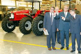 Germano Rigotto visita a fábrica de tratores AGCO-Massey Ferguson. Autor: Nabor Goulart