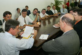 Imagem de Gabinete Germano Rigotto, dia 07/02/2003, horário 11:31. Autor: Nabor Goulart