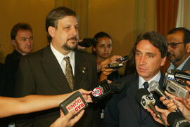 Governador Germano Rigotto em reunião com o Ministro de Estado da Previdência, Ricardo Berzoini. Autor: Nabor Goulart