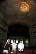 Comitiva japonesa visita o Teatro São Pedro. Autor: Paulo Dias