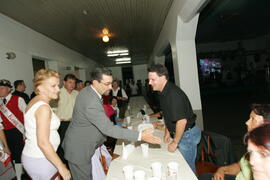 Governador em exercício, Antônio Hohlfeldt, participa do Baile da Saudade, evento integrante do Kerb in Ivoti. Autor: Ivan de Andrade