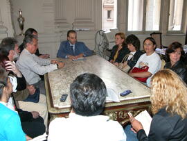 Chefe da Casa Civil, Alberto Oliveira, recebe integrantes do Centro dos Professores do Estado do Rio Grande do Sul (CPERS). Autor: Alfonso Abraham.