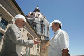 Secretário substituto da Cultura do Estado, Victor Hugo, vistoria o andamento das obras de restauração da cúpula da Catedral Metropolitana. Autor: Itamar Aguiar