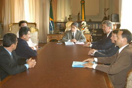 Imagem de Gabinete Germano Rigotto, dia 07/01/2003, horário 18:20. Autor: Paulo Dias