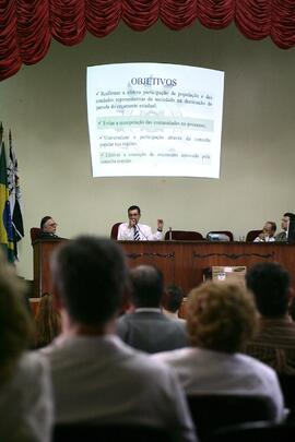 Vice-governador, Antônio Hohlfeldt, durante reunião com delegados da Polícia Civil. Autor: Ivan de Andrade