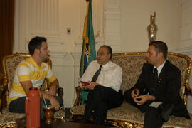 Chefe da Casa Civil, Alberto Oliveira, durante audiência com o presidente do Núcleo de Diversidade do PMDB, Rafael Morawski. Autor: Paulo Dias