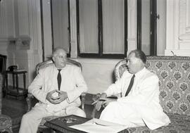 Visita do prefeito de São Luiz Gonzaga, Justino Marques de Oliveira, ao governador Walter Jobim