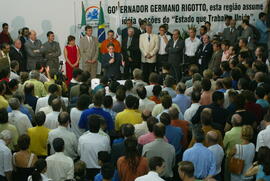Imagem de Gabinete Germano Rigotto, dia 07/02/2003, horário 08:21-2. Autor: Nabor Goulart