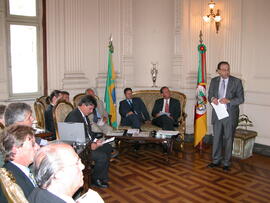 Chefe da Casa Civil, Alberto Oliveira, reunido com deputados de apoio do governo. Alfonso Abraham