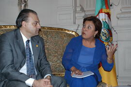 Chefe da Casa Civil, Alberto Oliveira, recebe Maria Augusta Feldman. Autor: Ivan de Andrade