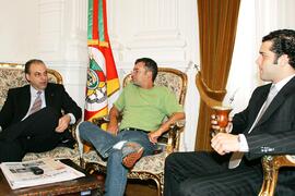 Chefe da Casa Civil, Alberto Oliveira, durante audiência com Vladimir Mello dos Santos, ex-vereador de São Franscisco de Paula. Autor: Ivan de Andrade