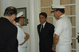 Governador Germano Rigotto visita o comandante do V Distrito Naval, o almirante José Eduardo Pimentel de Oliveira. Autor: Paulo Dias