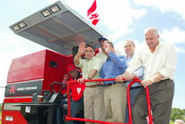 Governador Germano Rigotto na abertura da 13º Colheita Oficial do Arroz. Autor: Nabor Goulart