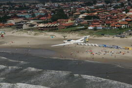 Operação da Brigada Militar sobrevoa praias do Litoral Norte para localizar materiais de pesca em locais proibidos. Autor: Itamar Aguiar