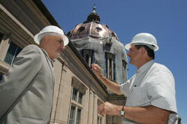 Secretário substituto da Cultura do Estado, Victor Hugo, vistoria o andamento das obras de restauração da cúpula da Catedral Metropolitana. Autor: Itamar Aguiar