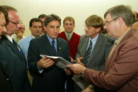 Imagem de Gabinete Germano Rigotto, dia 21/03/2003, horário 12:59. Autor: Nabor Goulart