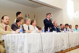 Germano Rigotto, em encontro de prefeitos. Autor: Nabor Goulart