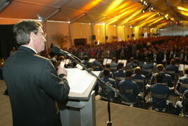 Governador Germano Rigotto durante solenidade de inauguração da fábrica de cigarros da Souza Cruz. Autor: Nabor Goulart