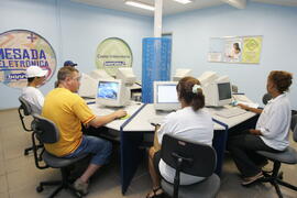 Casa On-line do Banrisul, localizada em Tramandaí, possibilita facilidades para os clientes do banco durante o verão. Autor: Itamar Aguiar