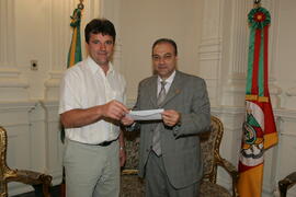 Chefe da Casa Civil, Alberto Oliveira, durante audiência com prefeito de Anta Gorda, Vanderlei Antônio Moresco. Autor: Paulo Dias