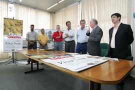 Secretário da Agricultura e Abastecimento, Odacir Klein, e o presidente da Emater, Caio Rocha, participam da abertura oficial da 24ª edição das Feiras do Litoral Norte. Autor: Itamar Aguiar