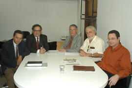 Secretário Ibsen Pinheiro recebe Jair Krischke, presidente do Movimento dos Direitos Humanos. Autor: Paulo Dias