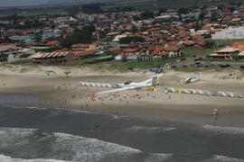 Operação da Brigada Militar sobrevoa praias do Litoral Norte para localizar materiais de pesca em locais proibidos. Autor: Itamar Aguiar