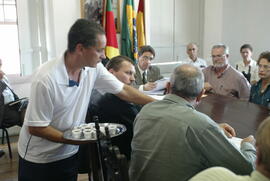 Imagem de Gabinete Germano Rigotto, dia 28/03/2003, horário 16:20. Autor: Nabor Goulart