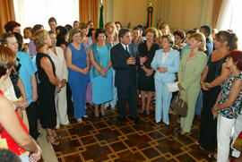 O governador do Estado Germano Rigotto em audiência com o Movimento das Mulheres dos Partidos de Apoio e Coordenadora Estadual da Mulher. Autor: Nabor Goulart