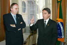 Governador Germano Rigotto em audiência com representantes da Federação das Associações de Municípios do Rio Grande do Sul (FAMURS). Autor: Jefferson Bernardes