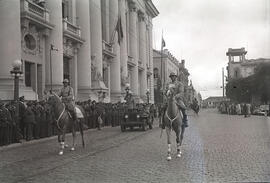 Desfile da Brigada Militar do dia 20 de setembro em frente ao Palácio Piratini