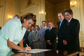 Governador Germano Rigotto em audiência com representantes da Federação das Associações de Municípios do Rio Grande do Sul (FAMURS). Autor: Jefferson Bernardes