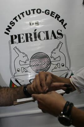 Posto de identificação do Instituto-Geral de Perícias para emissão de carteiras de identidade durante o Operação Verão. Autor: Itamar Aguiar