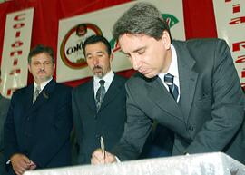 Governador Germano Rigotto durante a inauguração da cervejaria Colônia. Autor: Jefferson Bernardes