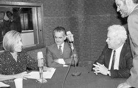 Inauguração da rádio FM Cultura: Ivette Brandalise entrevista o governador Pedro Simon e o secretário da Cultura Carlos Appel