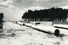 Obra 5210 - Oleoduto terrestre (tubos de 28" - na faixa)