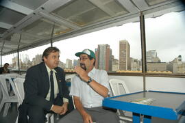 Governador em exercício, Antônio Hohlfeldt, visita a Ilha da Pólvora e assina protocolo. Autor: Paulo Dias