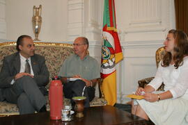 Chefe da Casa Civil, Alberto Oliveira, durante audiência com o vereador de Bento Gonçalves, Mario Gabardo. Autor: Ivan de Andrade