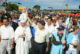 Governador Germano Rigotto durante a 128º Procissão de Nossa Senhora dos Navegantes. Autor: Nabor Goulart