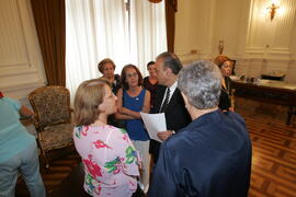 Chefe da Casa Civil, Alberto Oliveira, em audiência com senhoras do PMDB. Autor: Itamar Aguiar
