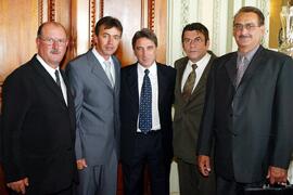 O governador Germano Rigotto durante audiência para assinatura de contrato com convênio para liberação de passagem rodoviária sobre a barragem de Machadinho. Autor: Jefferson Bernardes